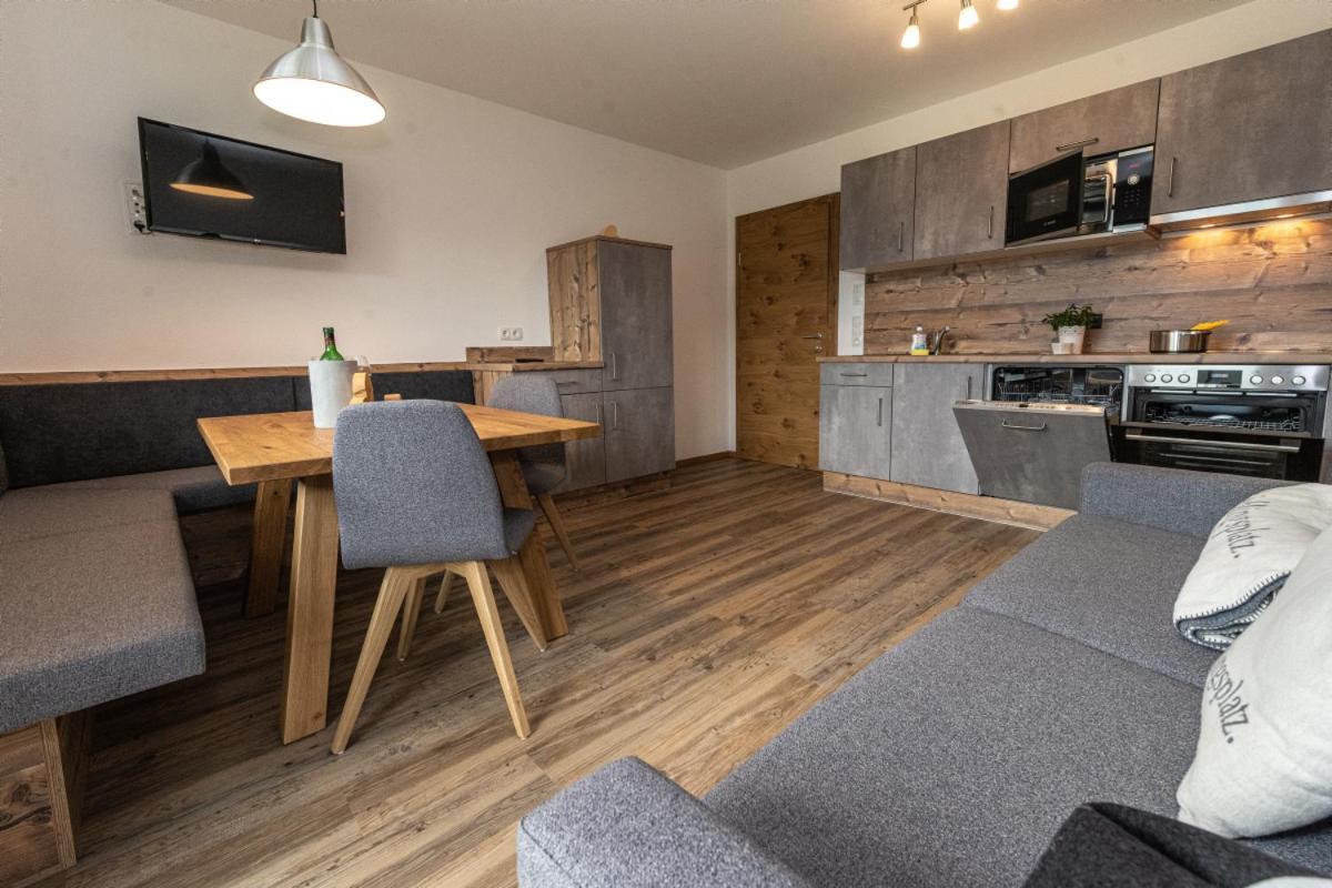 Montepart Zillertal Apartman Hainzenberg Kültér fotó