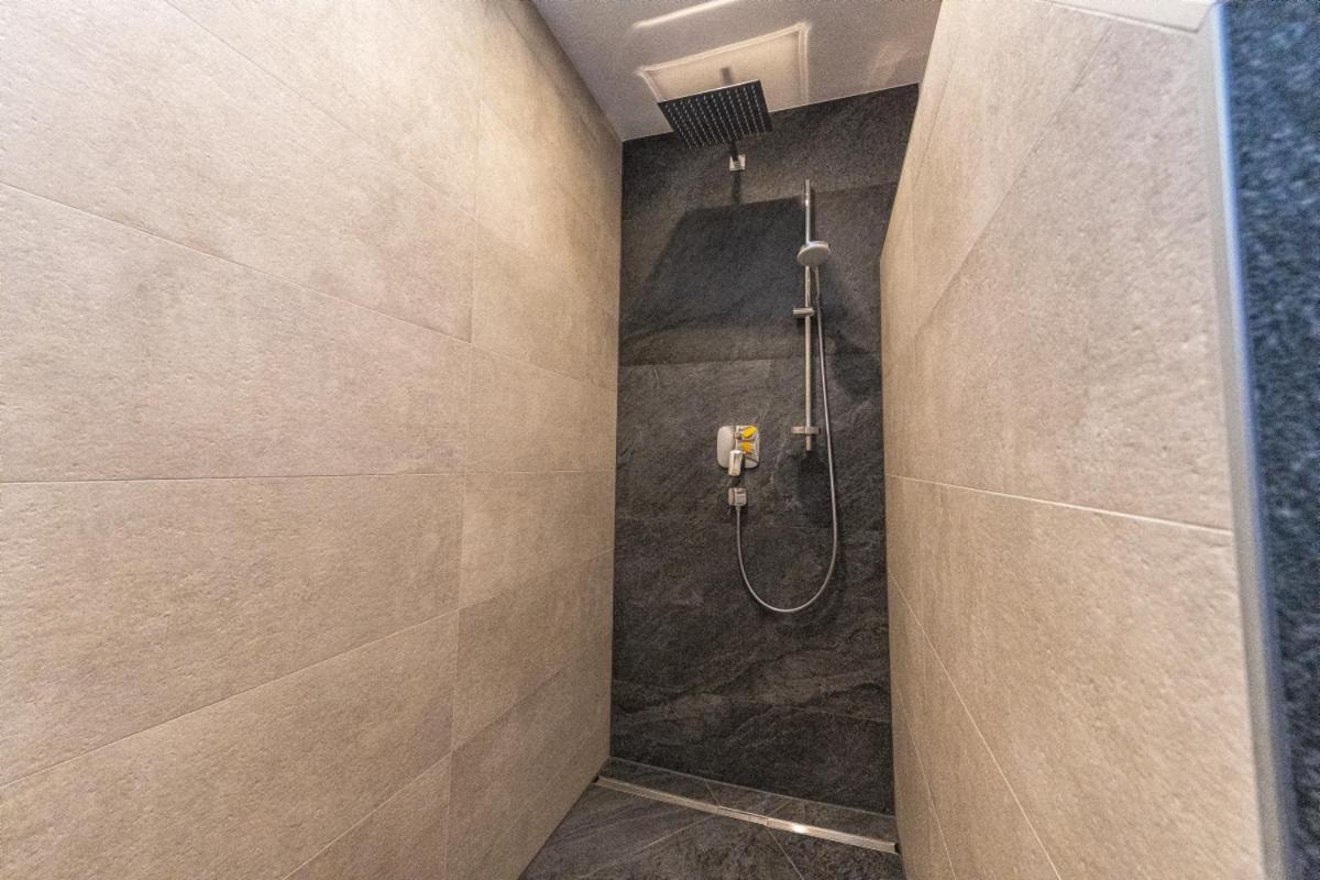 Montepart Zillertal Apartman Hainzenberg Kültér fotó