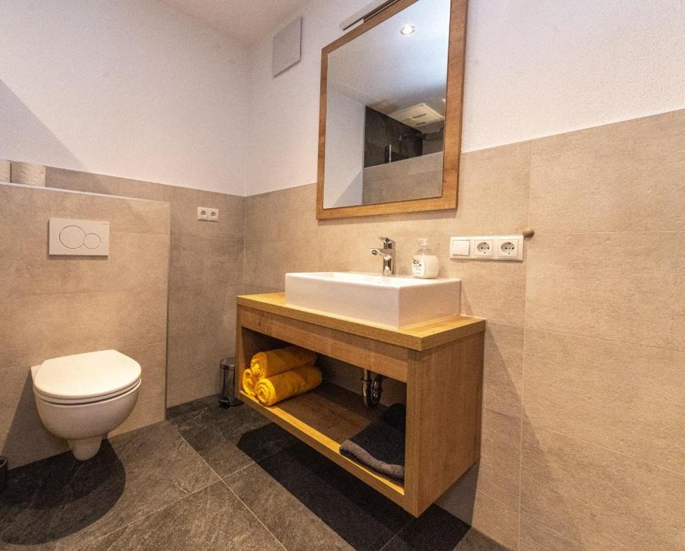 Montepart Zillertal Apartman Hainzenberg Kültér fotó