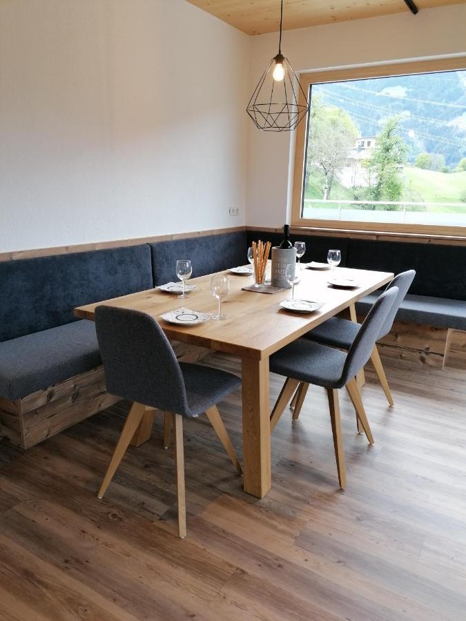 Montepart Zillertal Apartman Hainzenberg Kültér fotó