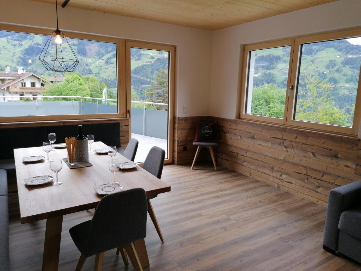 Montepart Zillertal Apartman Hainzenberg Kültér fotó