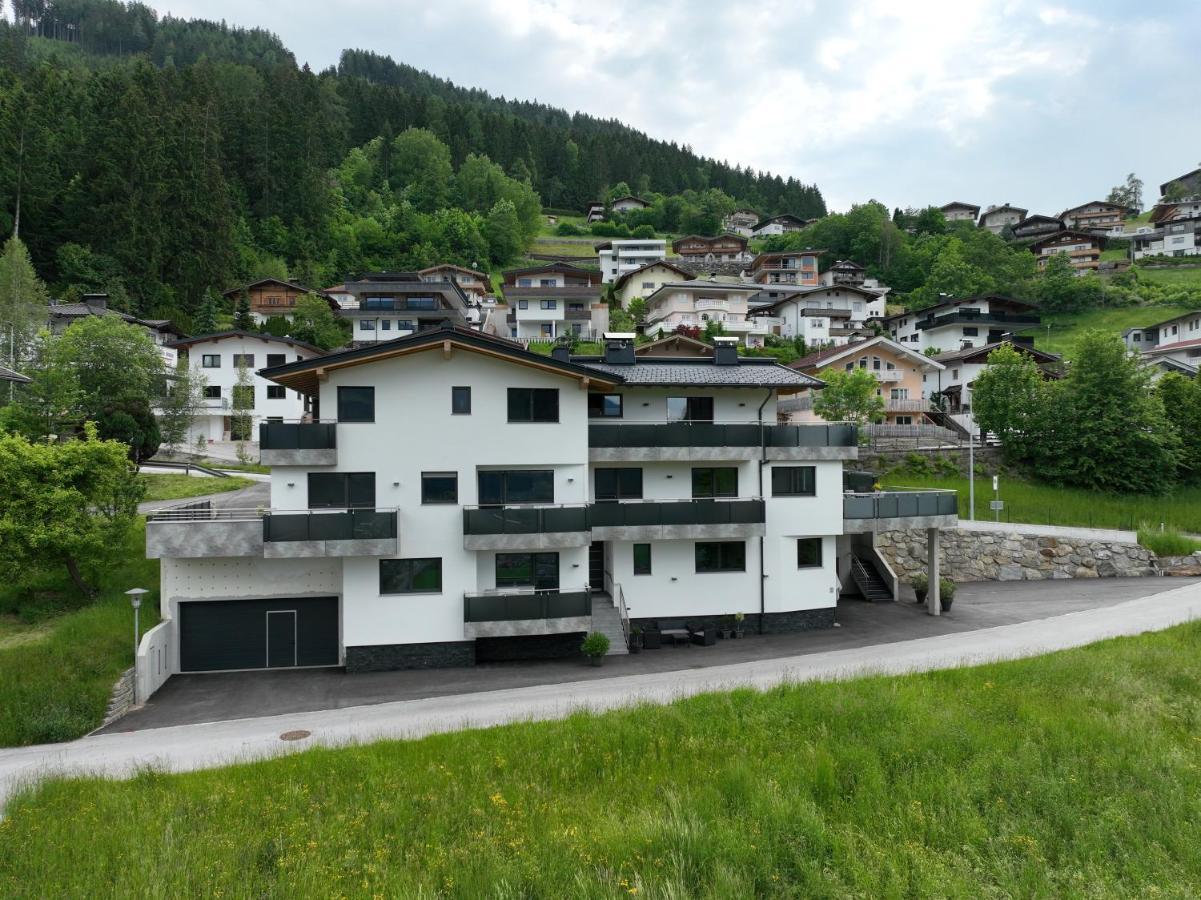 Montepart Zillertal Apartman Hainzenberg Kültér fotó